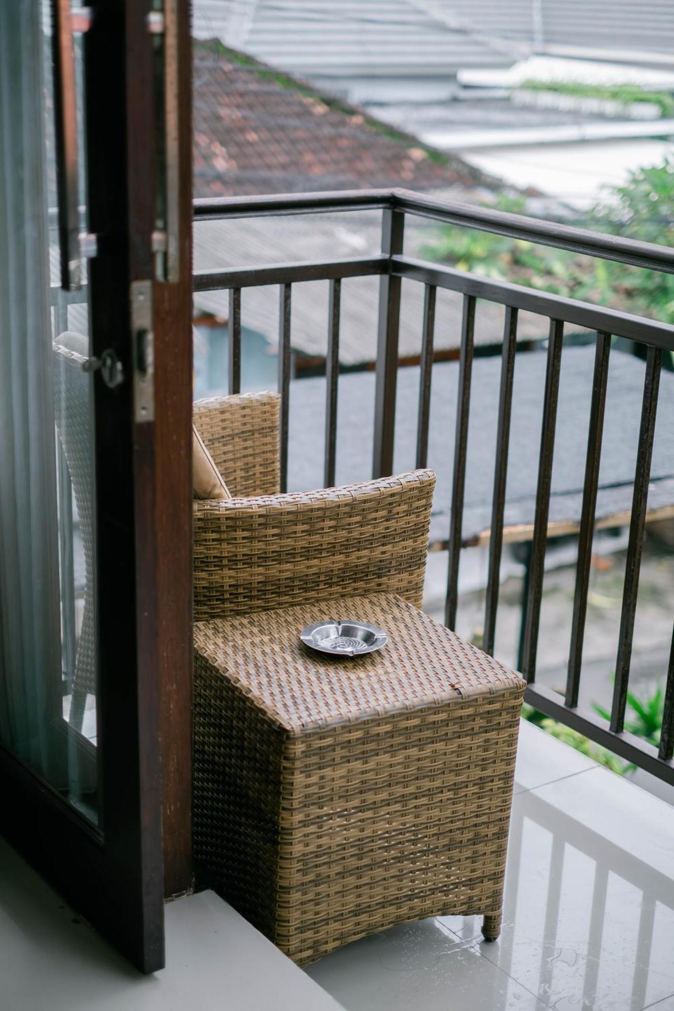 Puri Kasih Home Stay 발리 사누르 외부 사진